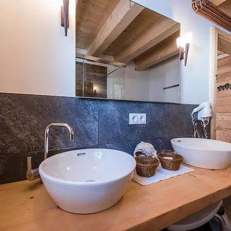 Almchalet Nikola 山林小屋 Hinteregg